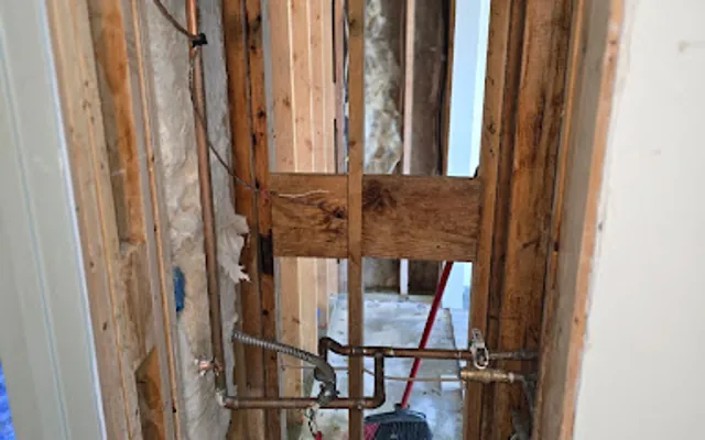 Frozen Pipe Water Damage in a Phoenix home
